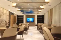 Arongqi Dingrun Business Hotel Hôtels à : Bannière d'Arun
