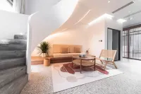 Four Seasons of the Mountain·Little Forest Hot Spring Guesthouse Hotels in Dayi