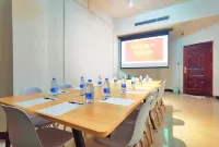 Huaye Hotel (Yangshan New District Railway Station)