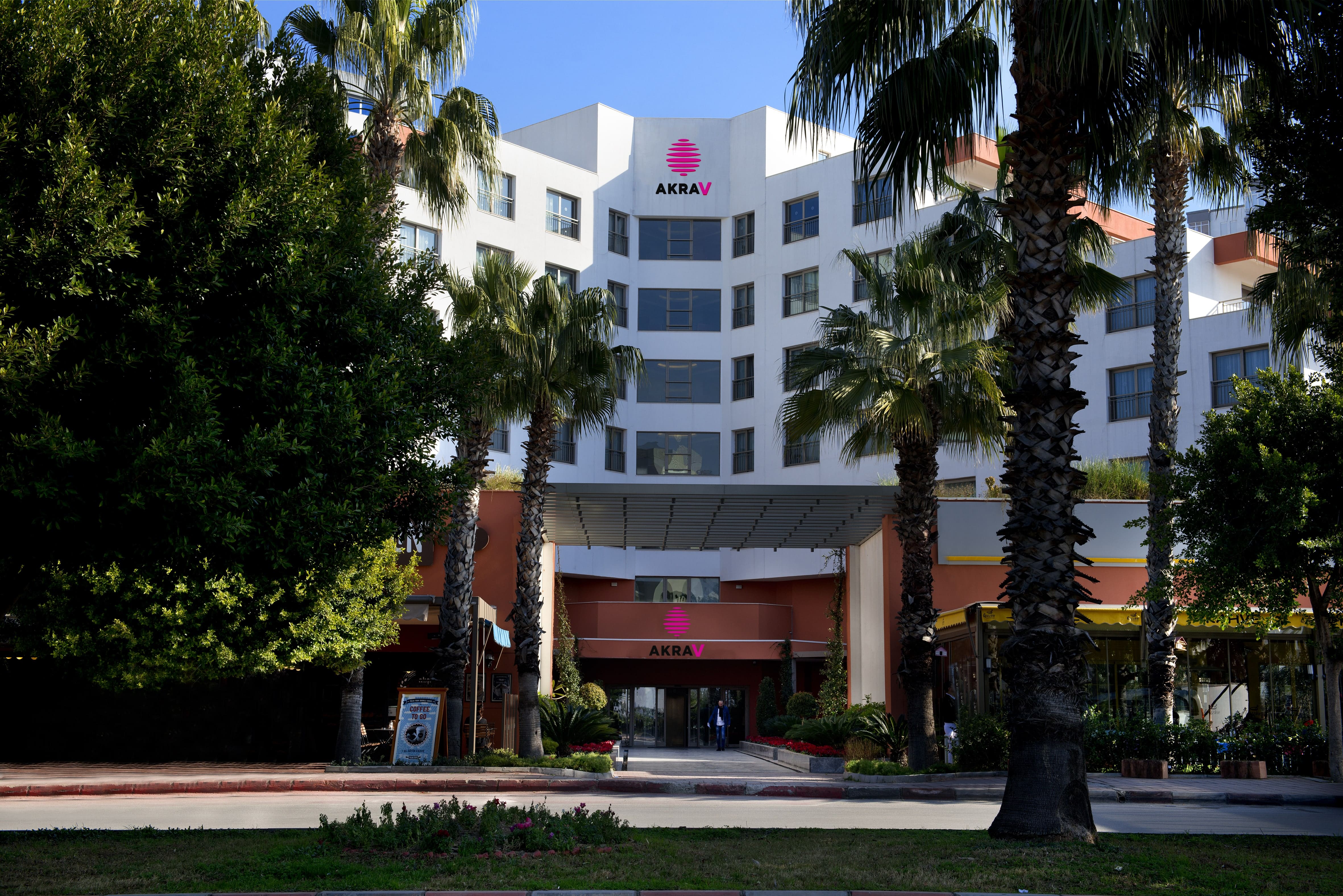 Akra V Hotel