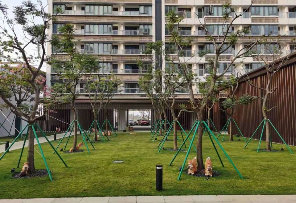 2. 이뎬뎬 서비스 ..