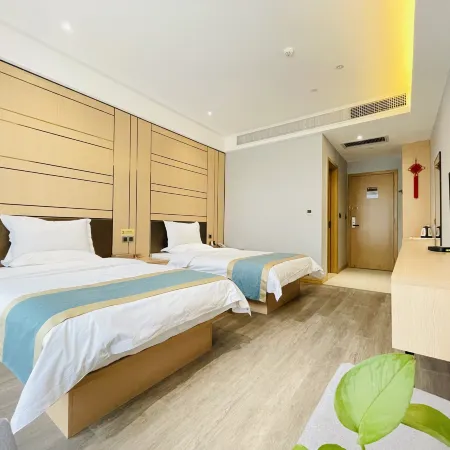 Gongyi Jin and Yue Hotel