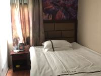 贵阳新怡公寓 - 温馨情侣大床房