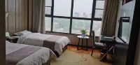 Luanhu Lupin Hotel Hotels near Deyuan Square