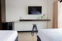 M2 Hotel - balcony