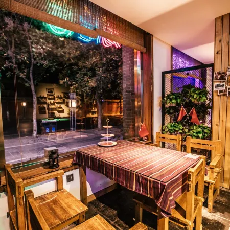 Floral Hotel · Manchengyaju Hotel (Qufu Sankong Scenic Area)
