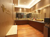雷亞斯（LAYERS） 下端附近的飯店