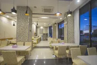 โรงแรมวิวทะเลอีไห่ชิงเฉิง เป่ยไฮ (สาขาโลกใต้ทะเล ถนนเก่า) - พร้อมอาหารเช้า