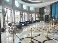 Holiday Inn Xingang Hotels in Xianghuang-Banner