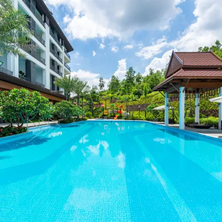 Shanwei Huafa Qingquangu Hot Spring Resort Hotel