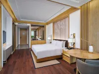 HUALUXE Suzhou Bay Hot Spring Resort Hotels in Suzhou