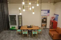 Magnotel (Feng County Bus Station)