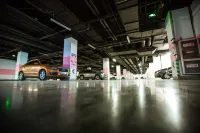 Dingxi Longwan Peninsula International Hotel - parking