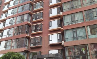 Lvliang Yujian Lishi Jiujian Homestay