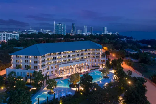 クロス パタヤ プラタムナクの外観の様子