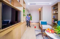 Yuanguang Hotel Hotels in Gushi