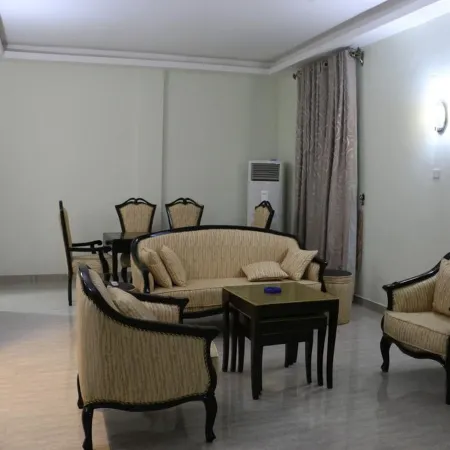 Forever Hotel & Suites