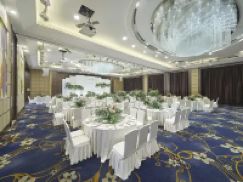 Grand Skylight International Hotel