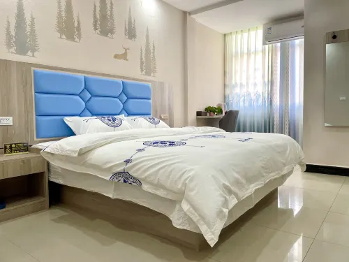 Qujing Mingying Hotel - 2-Star