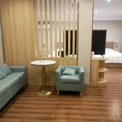Qinzhou Yitai Hotel Hotels near Seventy-two Waterways