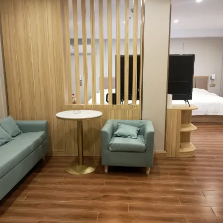 Qinzhou Yitai Hotel