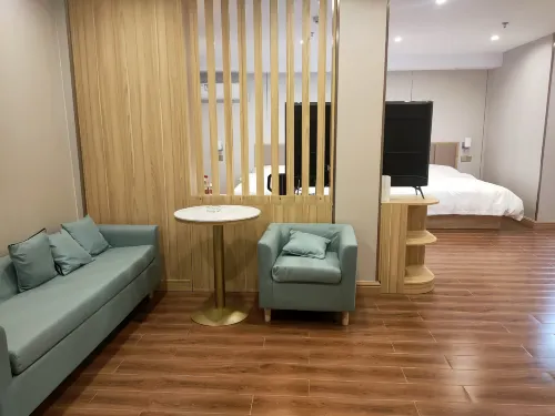 Qinzhou Yitai Hotel