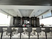 Ease Hotel โรงแรมใกล้วัดอาทุมาชิ