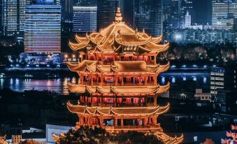 Manxin Hotel Wuhan Huanghelou Shouyi Square