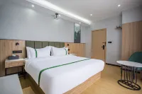 GreenTree Inn (Chuxiong Xianren Ancient Town Shop)