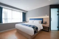 Aifeng Hotel (Taiye International Plaza Branch, Dali High speed Railway Station) Hotels in Dali