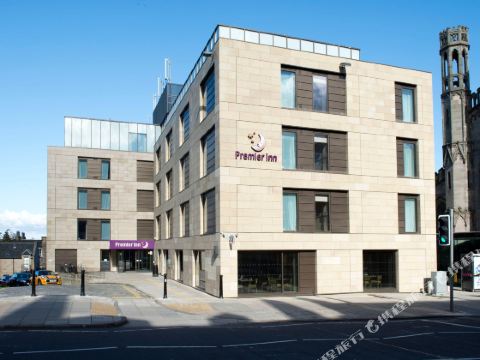 Premier Inn Edinburgh City Centre (York Place/St James Quarter) hotel
