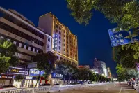 優程飯店(玉林十字街夏威夷店) 夜市街附近的飯店