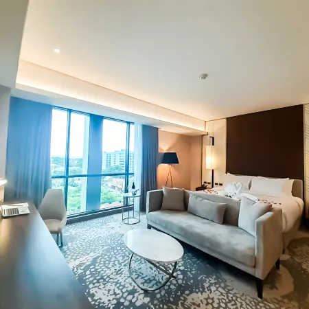 The Excelsior Hotel Las Piñas