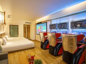 Huazhu E-sports Hotel