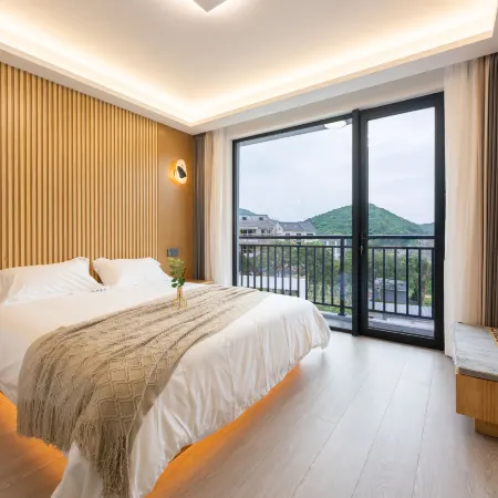Zhujiajian Lantingwan Savor Seaview Pool Holiday Villa (Xiaowushitang Dongsha Scenic Area)