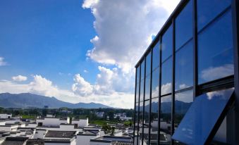 Tian'e Lake Grand Hotel · Huangshan Shuhuali