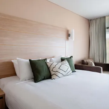 The Terrace Hotel Adelaide, an EVT Hotel Отели рядом с достопримечательностью «Площадь Виктория»