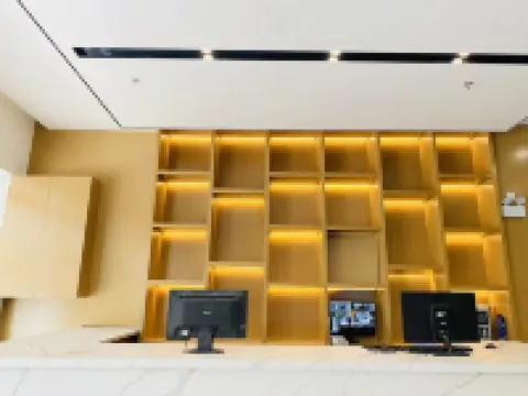 Xinxili Hotel (Napo Branch) Hotel di Napo County