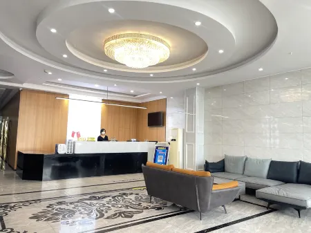 Qingji Hotel (Shangraoyu Ganwuhu Yanhu Road Branch) Отели рядом с достопримечательностью «Lake Biwa Scenic Area»