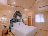 Bashan Meicun Private Tang Resort Hotel