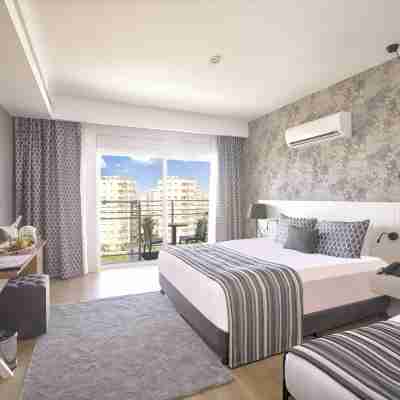Greenwood Suites Resort Rooms