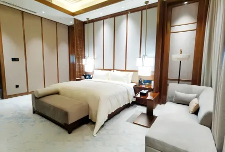 Tianhan Jingyi Park View Hotels and Resorts Отели рядом с достопримечательностью «Hanzhong Gymnasium»