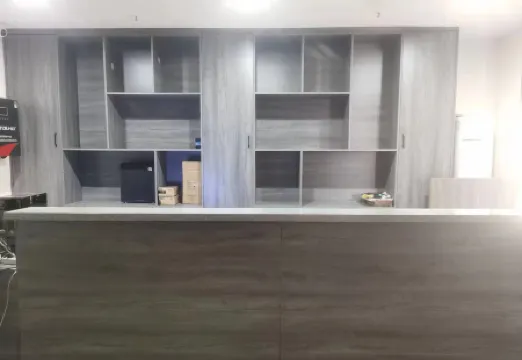 Fuyang Xinjia Business Hotel