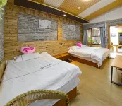 Huangyao Ancient Town Deyun Shanzhuang Hotel