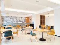 โรงแรมซิตี้ คอมฟอร์ต อินน์ (สถานีรถยนต์ หวนเจียง เหอฉี) - พร้อมอาหารเช้า
