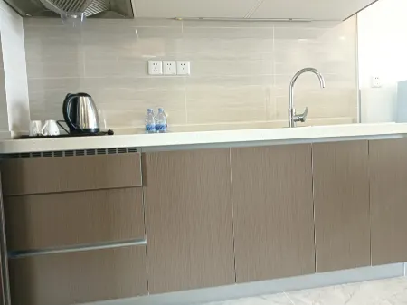 Tupai Seaview Apartment