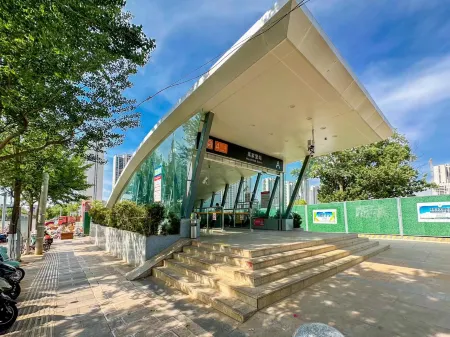 Huameng Hotel Отели рядом с достопримечательностью «Kunming University of Science and Technology Chenggong Campus Library»