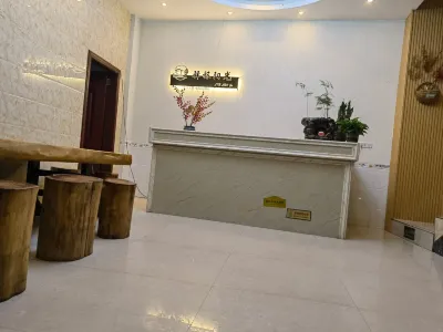 Yilü Yangguang Chinese Inn