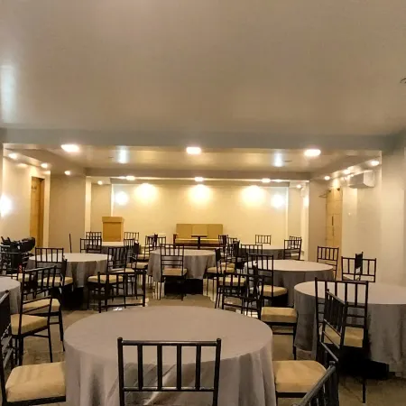 Hotel Gulmohar