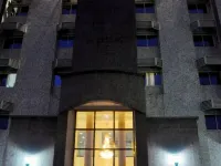 Chelsea Hotel Wuse II - piscina